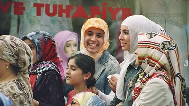 Η Αυστρία απελαύνει 18.500 Τούρκους θεωρώντας τους παράνομους μετανάστες